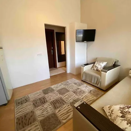 Apartment 300m Away From The Konyaalti Eskiomerler